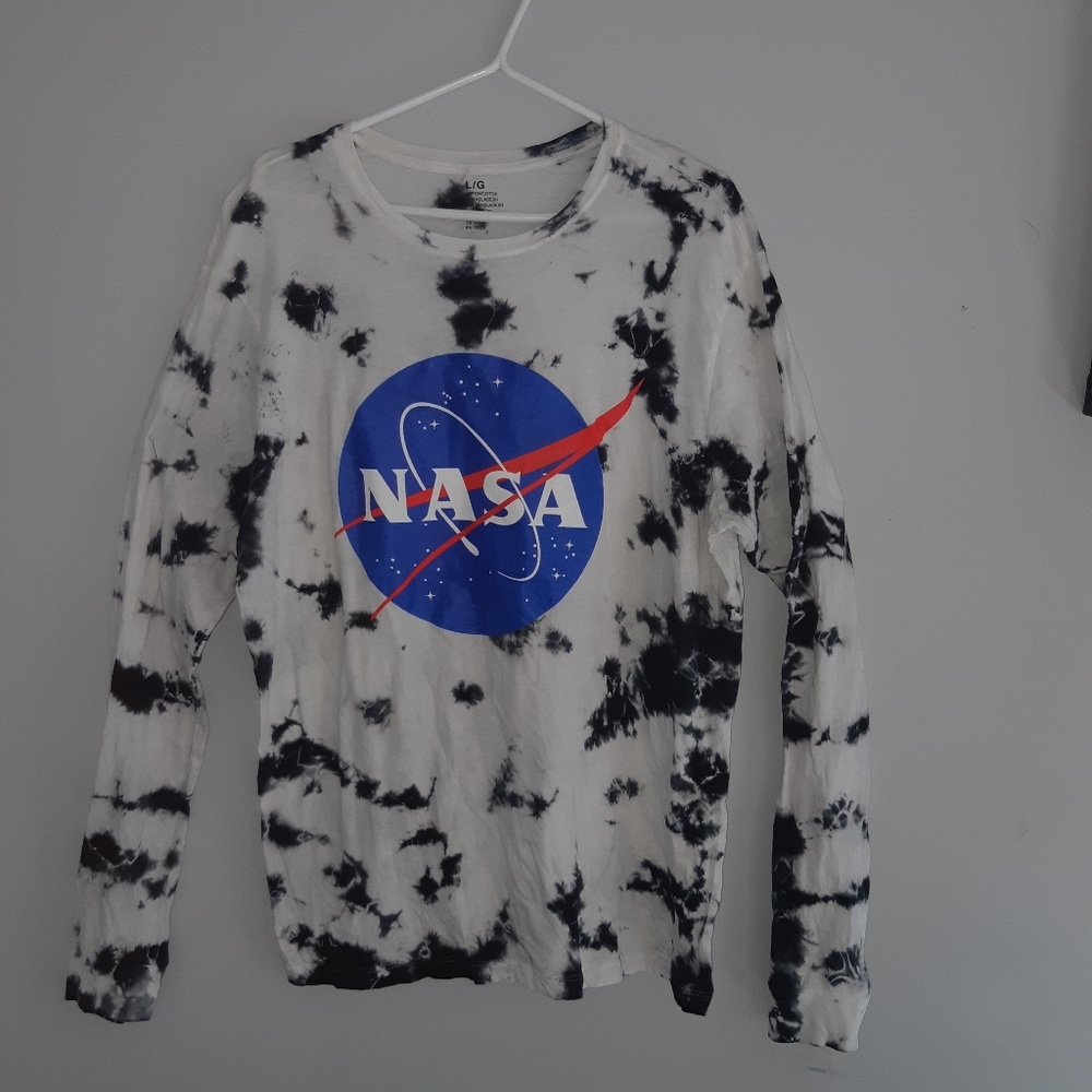 Nasa Men's long Sleeves Sweatshirt  Size L  Black